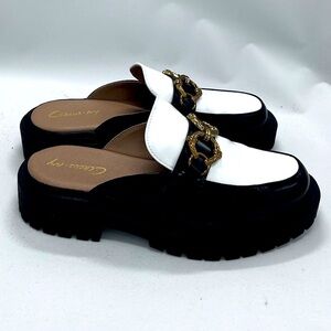 Sam Edelman SpectatorLook LugSole Mules Almost New woman size 8.5